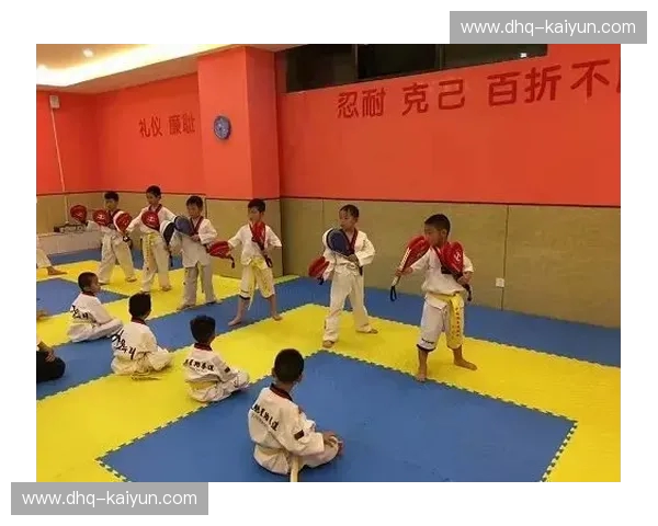 跆拳道赛事访谈：在擂台之外听到的力量与温度